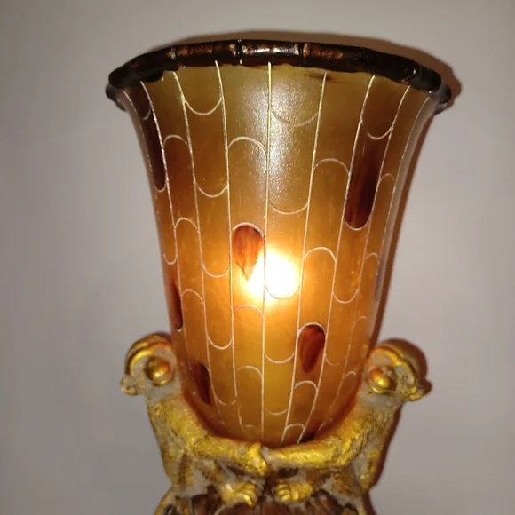 Vintage Intricate Lamp. Monkeys On Palm Tree Ratan Resin Base Mosaic Amber Shade - Picture 6 of 16